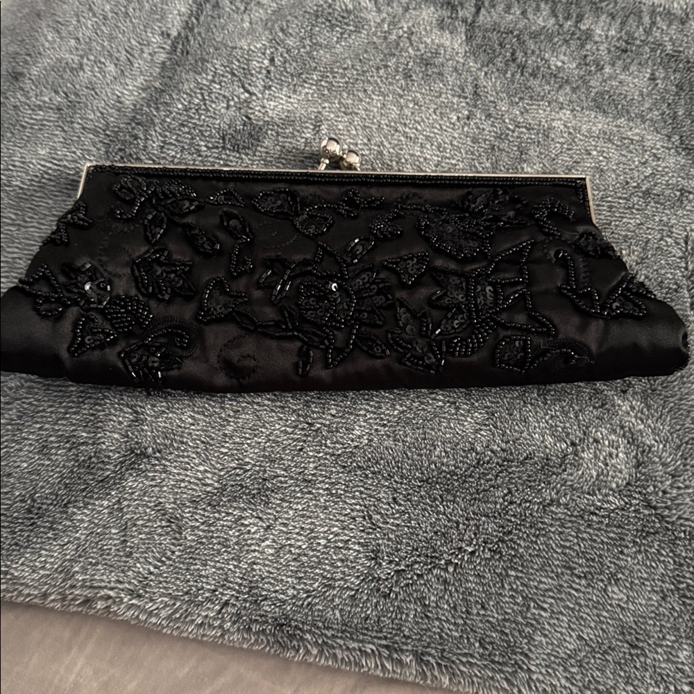 Elegant Black Beaded Clutch
